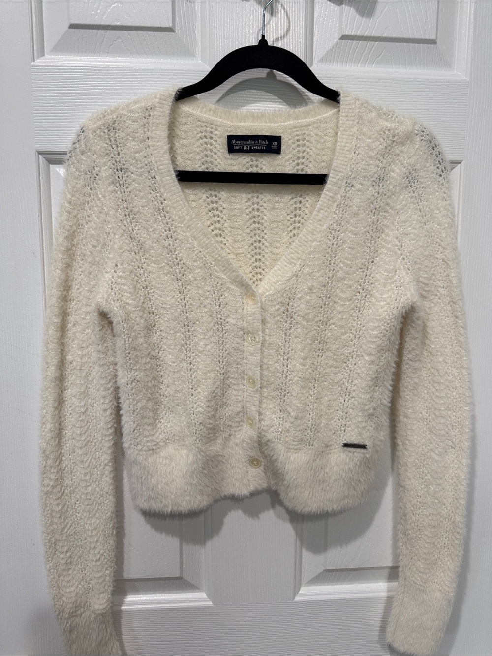 Abercrombie & Fitch Cream Fuzzy V-Neck Cardigan